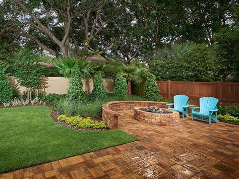 Read more about the article 8 Tips to Help Bring Your Backyard to Life